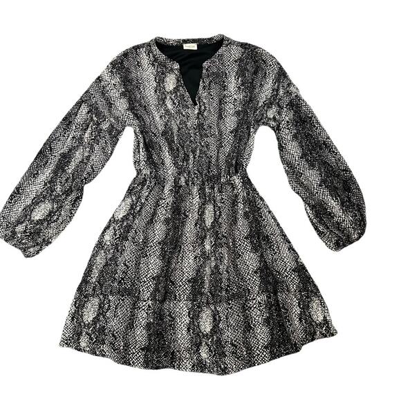 Peach Love Cali Snakeskin Dress Womens Size M Black Gray Stretchy Waist Edgy Fun - Picture 2 of 12